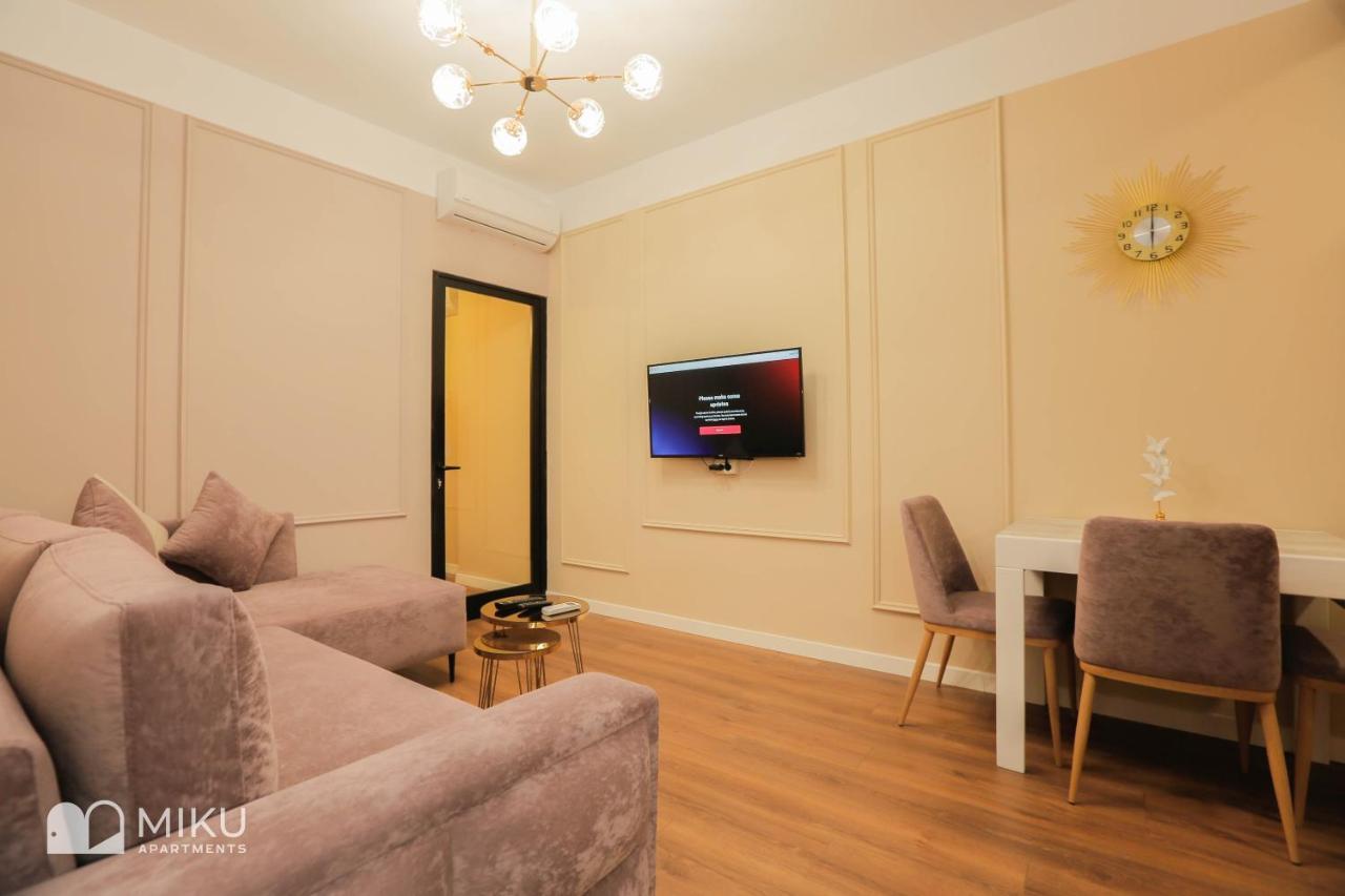 Miku Apartment - Perfect 1Bedroom At Komuna E Parisit Тирана Екстериор снимка