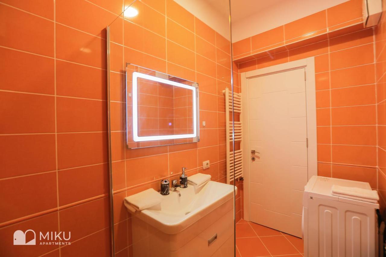 Miku Apartment - Perfect 1Bedroom At Komuna E Parisit Тирана Екстериор снимка
